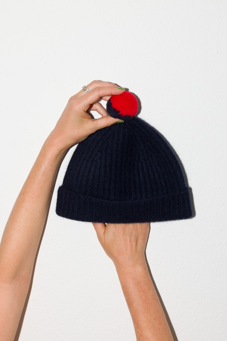 Pom_Hat1